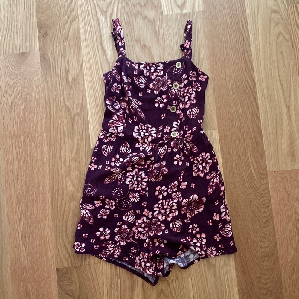 Aeropostale floral jumper